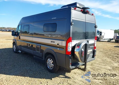 2017 Ram Promaster 2500 High Roof 159 Wb z USA, uszkodzony, nr VIN 3C6TRVDG3HE505659